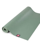 Manduka eKO Superlite Yoga Mat for Travel - Lightweight, Easy to Roll and Fold, Durable, Non Slip Grip, 1.5mm Thick, Leaf Green, 71" x 24" Manduka