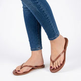 mazeskin Womens Memory Foam Flip Flops Thong Sandals Light Brown US8