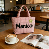 Personalized embroidered down travel bag, a quilted shoulder bag with customizable names and cute expressions. A gift for your best friend, a friend, or even a Mother's Day for your mother.
