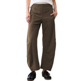 SeeLuNa Women Barrel Travel Pants Elastic Waistband Tapered Leg Baggy Mid Rise Work Trousers Lounge Pant with Pockets(Coffee,M)