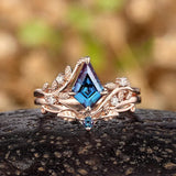 18k Gold Alexandrite ring set Wedding Ring Set Alexandrite rings for womens Vintage Wedding Ring Set Birthday Mothers day