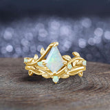 Oseew Opal Ring Kite Cut Opal engagement ring set (Opal)