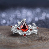 Kite Cut Garnet engagement ring sets Wedding Ring Set(Garnet)