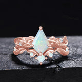 Oseew Opal engagement ring set (Opal) Kite
