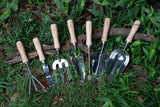 Garden Tool Set of 7 Pieces Stainless Steel Heavy Duty Gardening Kit Easy for Garden Cultivating Soil