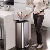 Homfa 30L Stainless Steel Step Trash Can Kitchen Garbage Can W/ Soft Close