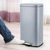 Homfa 30L Stainless Steel Step Trash Can Kitchen Garbage Can W/ Soft Close